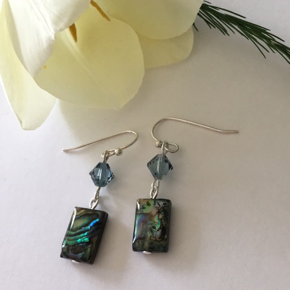 Genuine Abalone and Swarovski crystals earrings. - Picture 7 of 7